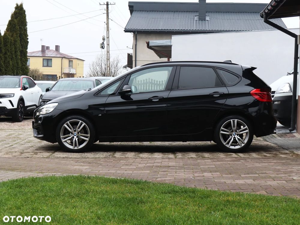 BMW Seria 2 218d - 9