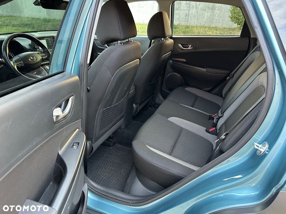 Hyundai Kona - 16