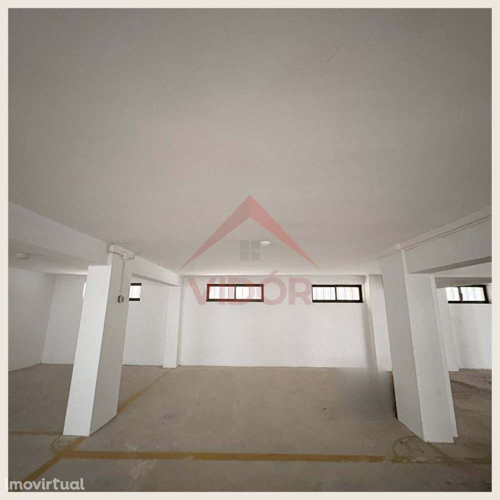 Garagem na Rua Senhora da Encarnação Lote F nº10 - Grande imagem: 3/3