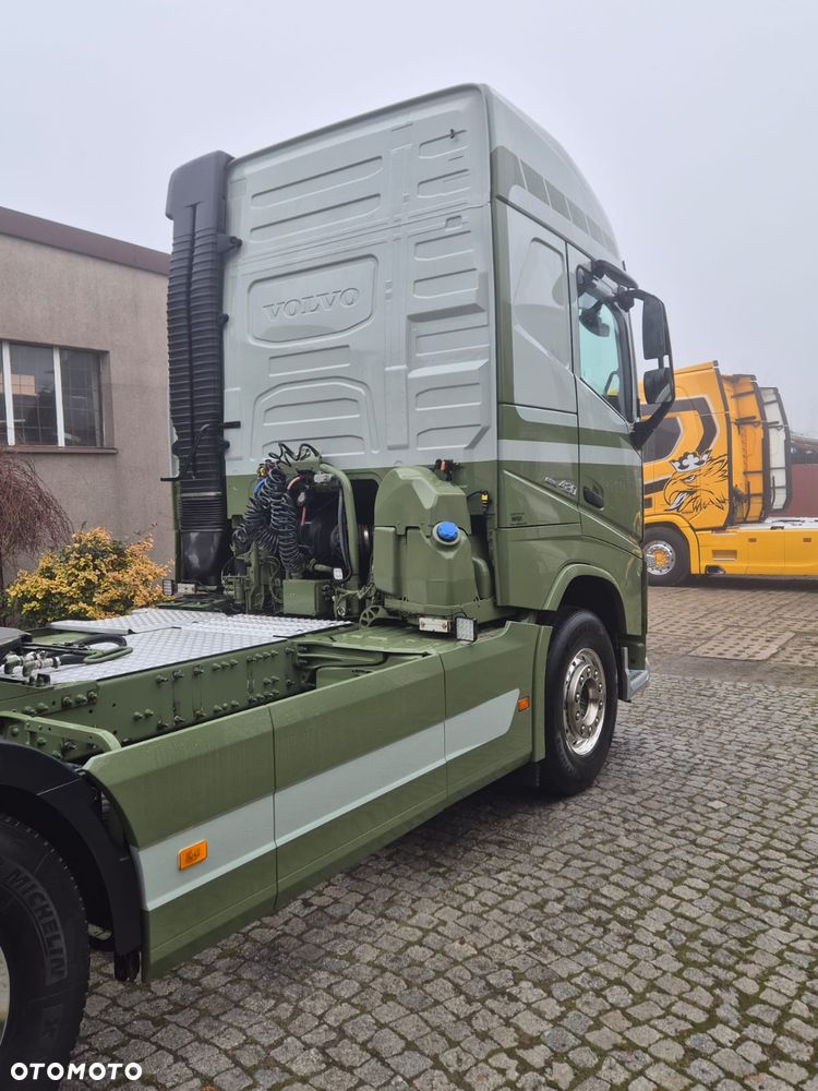 Volvo FH GLOBETROTTER - 10