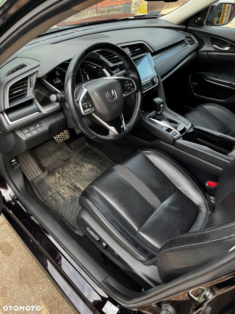 Honda Civic 1.5 T Executive CVT - 22