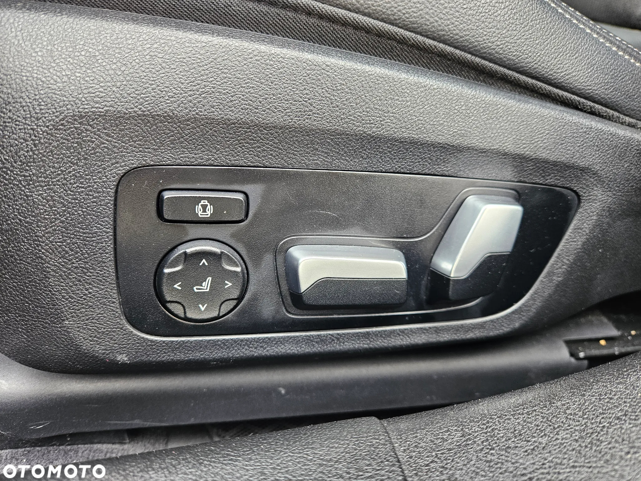BMW Seria 3 320d Sport Line Shadow sport - 38