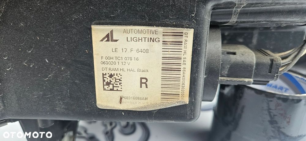 RAM 1500 V 5 2019- Big Horn 5.7 HEMI KOLOR PXJ Kompletny przód Maska Zderzak Reflektor Lampa Błotnik Pas Wzmocnienie czołowe chłodnice Komplet chłodnic z wentylatorem Listwa Maskownica - 18