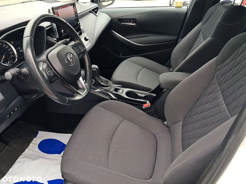 Toyota Corolla 1.8 Hybrid Comfort - 13