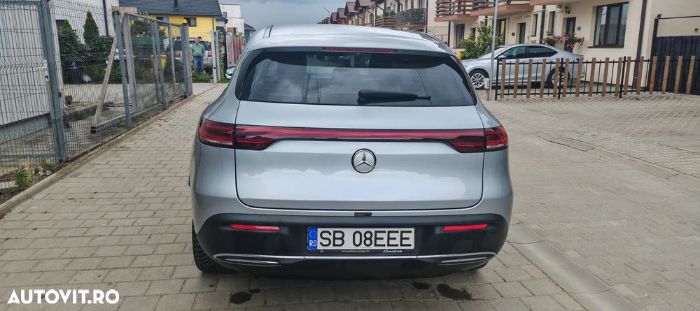 Mercedes-Benz EQC 400 4MATIC - 7