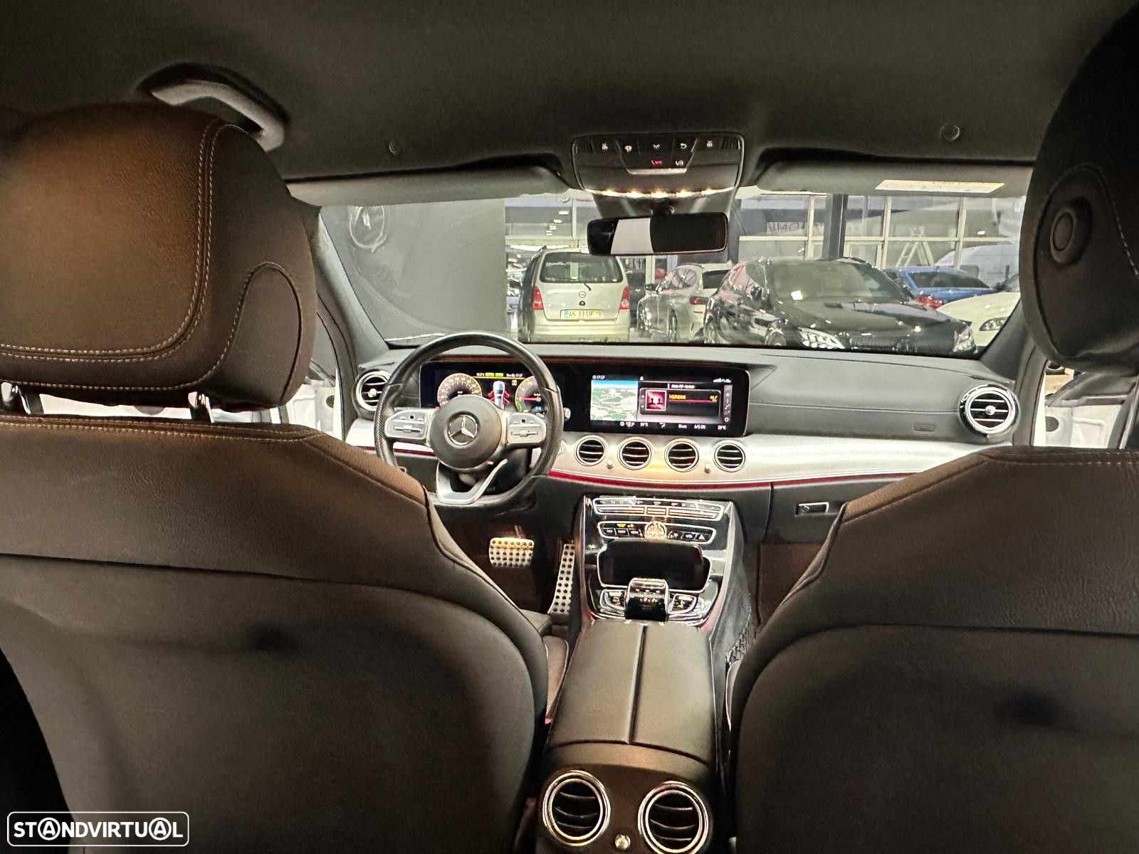 Mercedes-Benz E 300 de AMG Line - 20