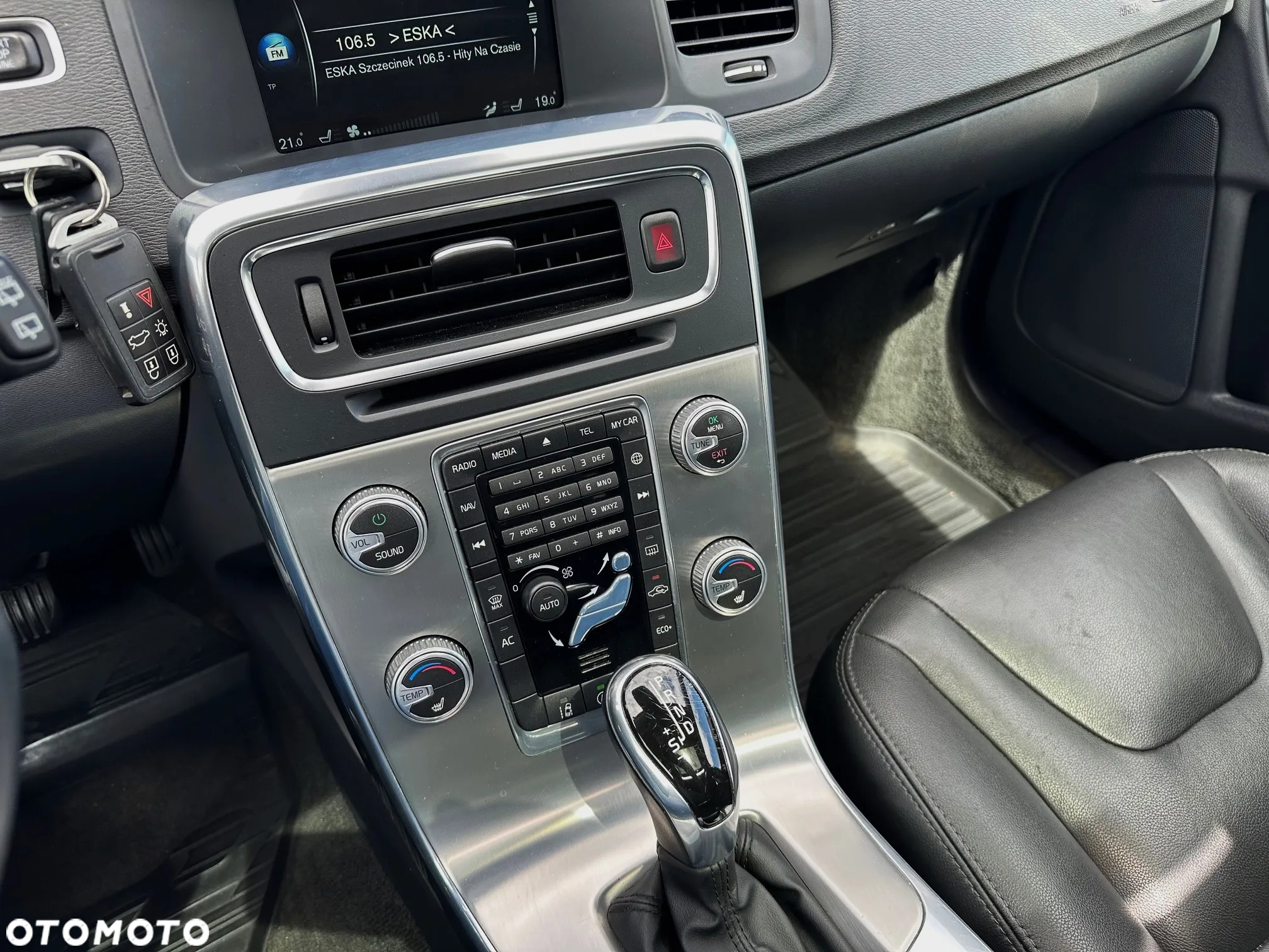 Volvo V60 D4 Geartronic Summum - 18