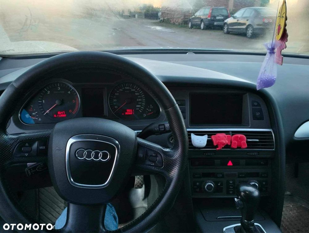 Audi A6 Avant - 8