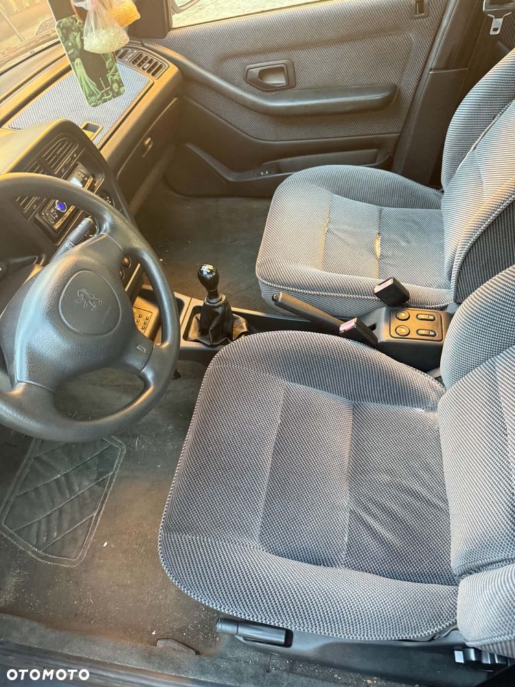 Peugeot 306 - 10