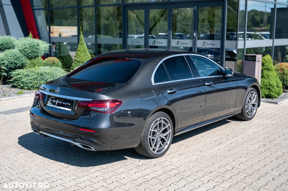 Mercedes-Benz E 300 de 9G-TRONIC AMG Line - 14