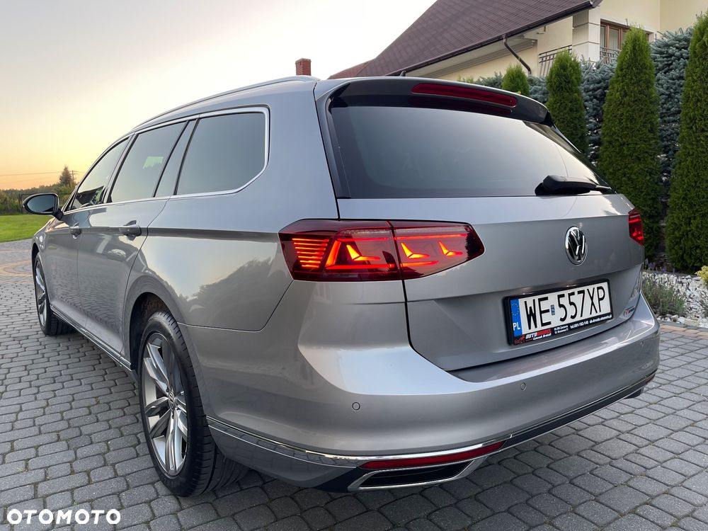 Volkswagen Passat 2.0 TDI 4Mot Elegance DSG - 8