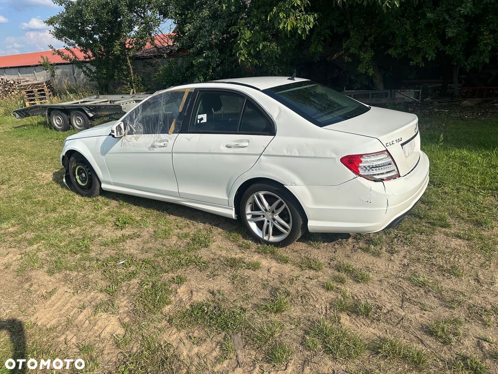 Mercedes-Benz Klasa C 200 CDI DPF (BlueEFFICIENCY) - 30