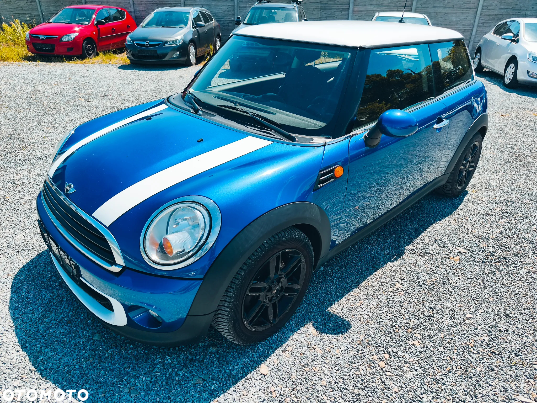 MINI ONE D - 12