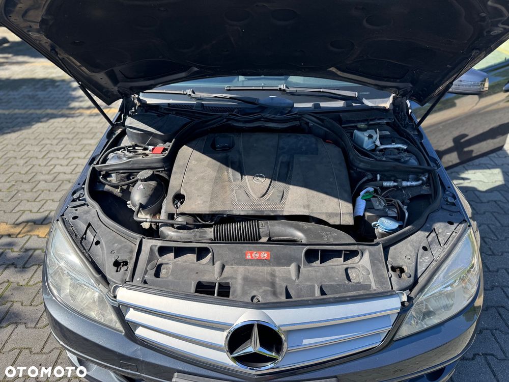 Mercedes-Benz Klasa C 200 CDI Elegance - 36