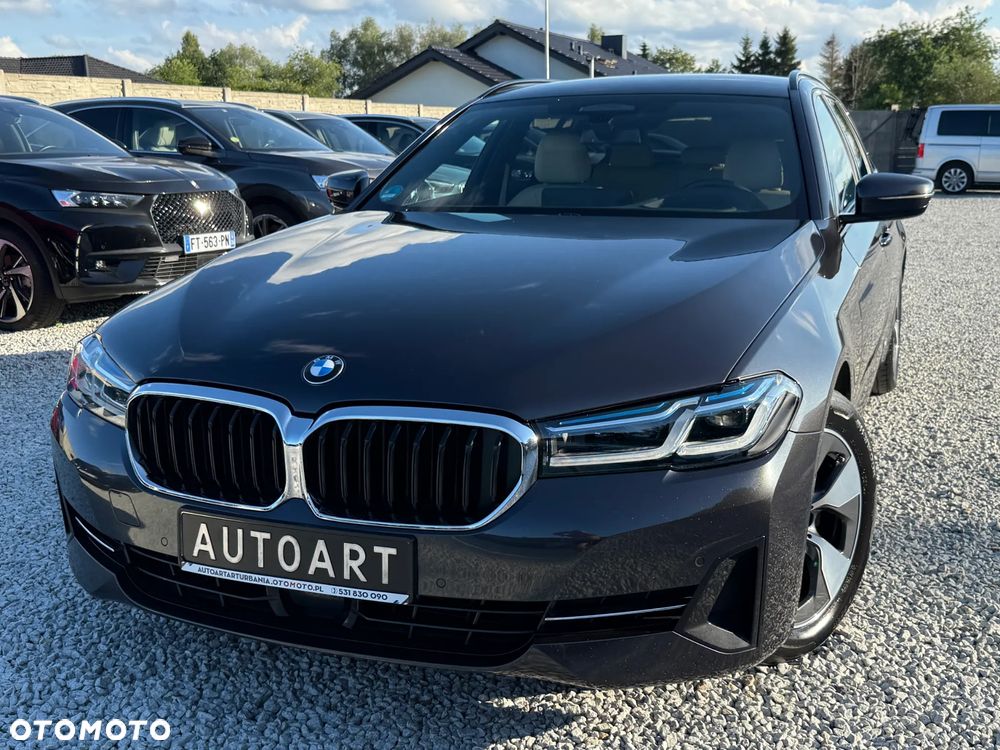 BMW Seria 5 520d Luxury Line - 3