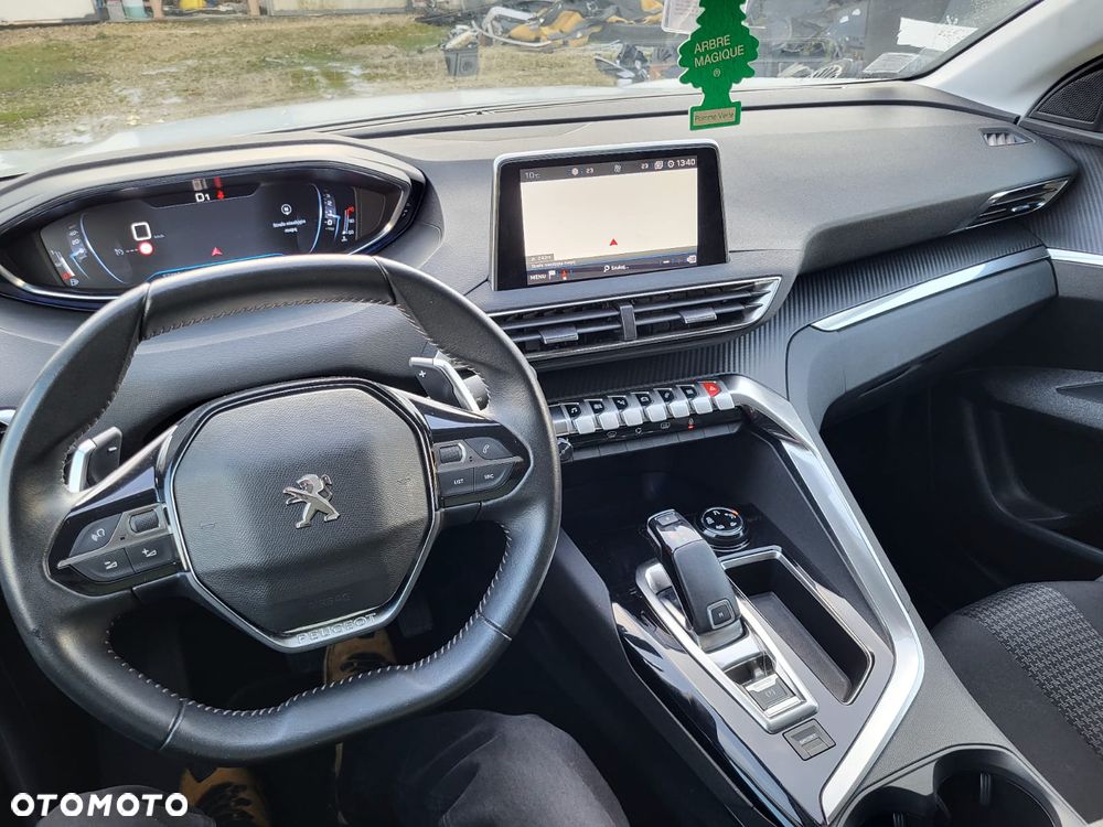 Peugeot 3008 BlueHDi 130 Stop & Start EAT8 Allure - 22