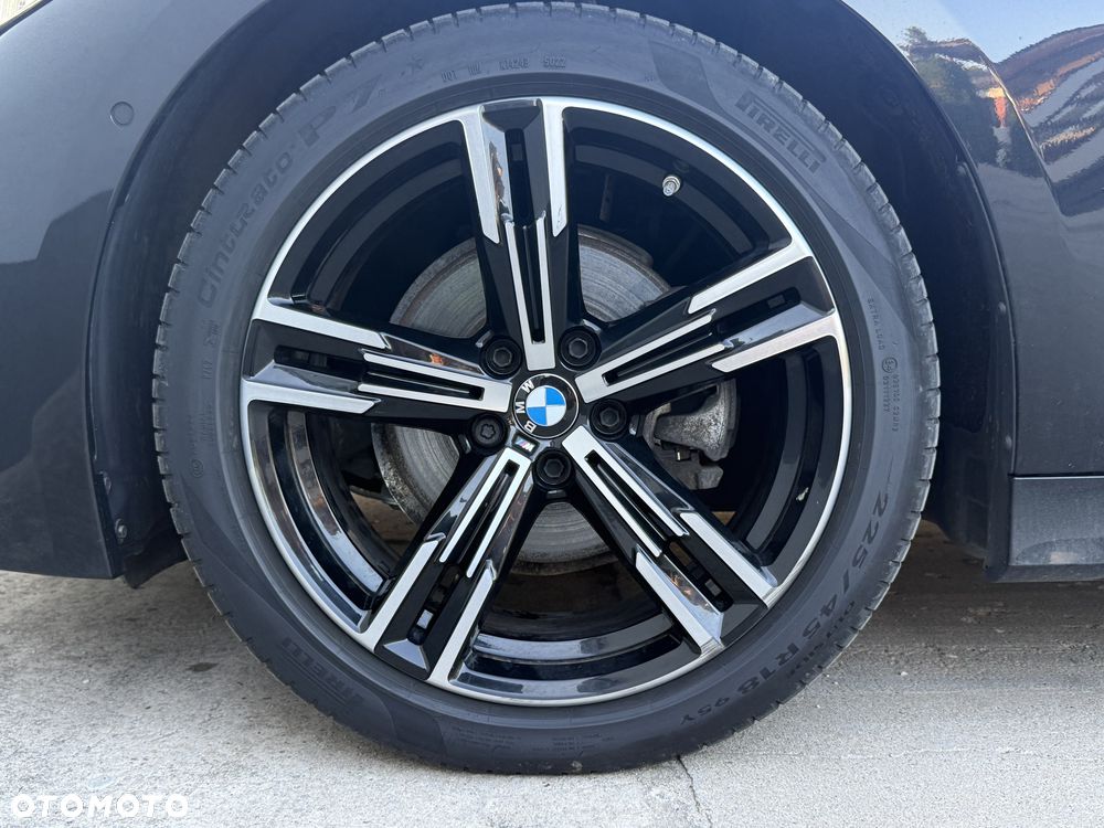 BMW Seria 3 320d xDrive M Sport sport - 10