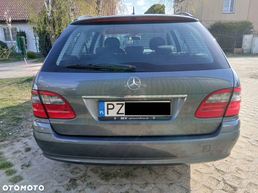 Mercedes-Benz Klasa E 200 Kompressor Automatik Classic - 4