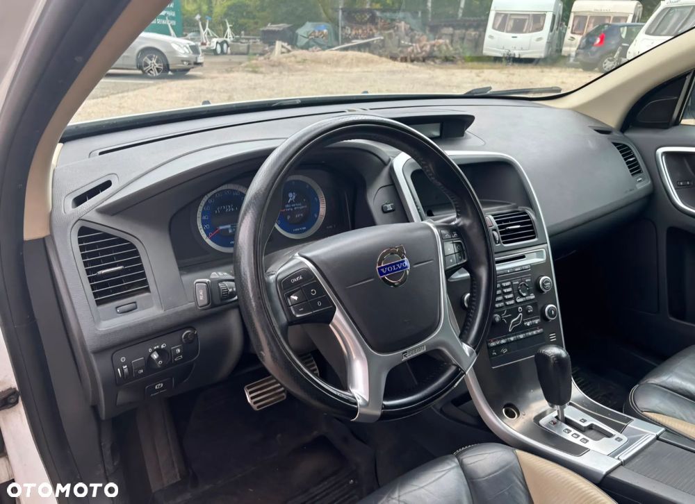Volvo XC 60 D5 AWD RDesign - 14