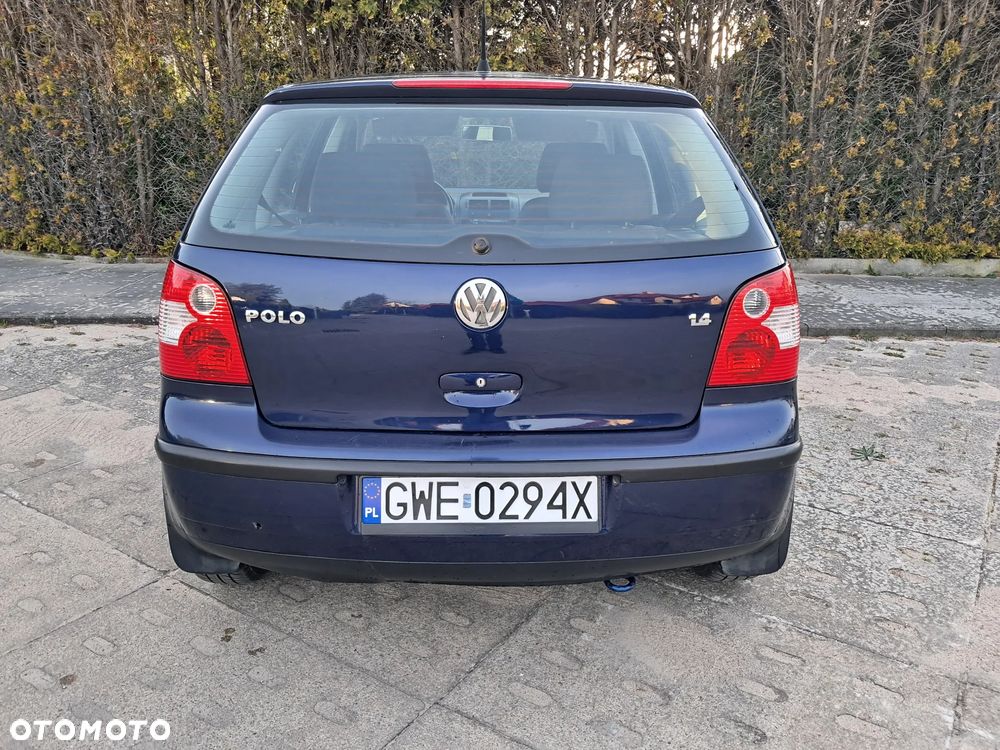Volkswagen Polo 1.4 16V Comfortline - 5