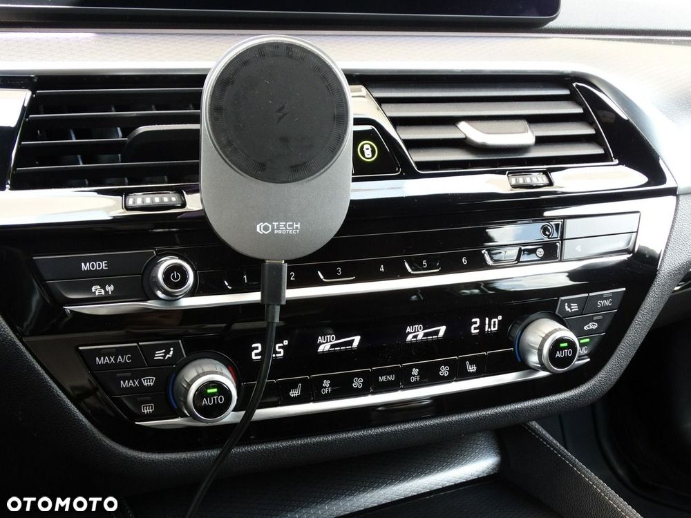 BMW Seria 5 540d xDrive mHEV M Sport sport - 23