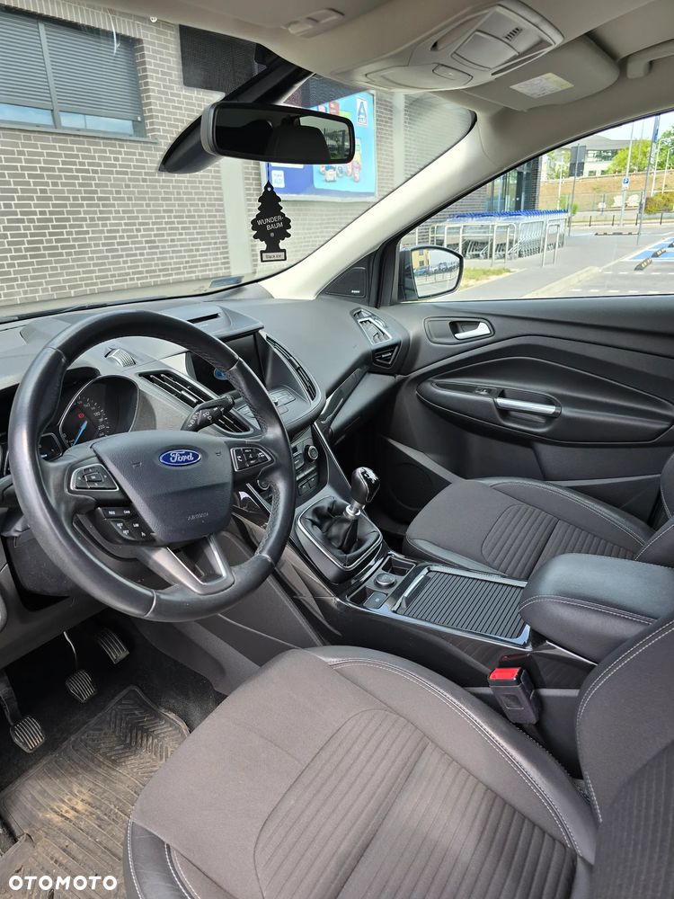Ford Kuga 1.5 EcoBoost FWD Titanium ASS MMT6 - 11