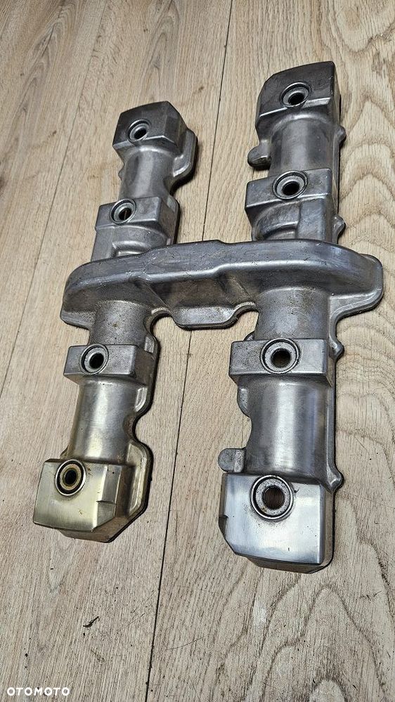 Pokrywa Zaworów Dekiel Yamaha XJR 1200 / 1300   4KG10 - 8