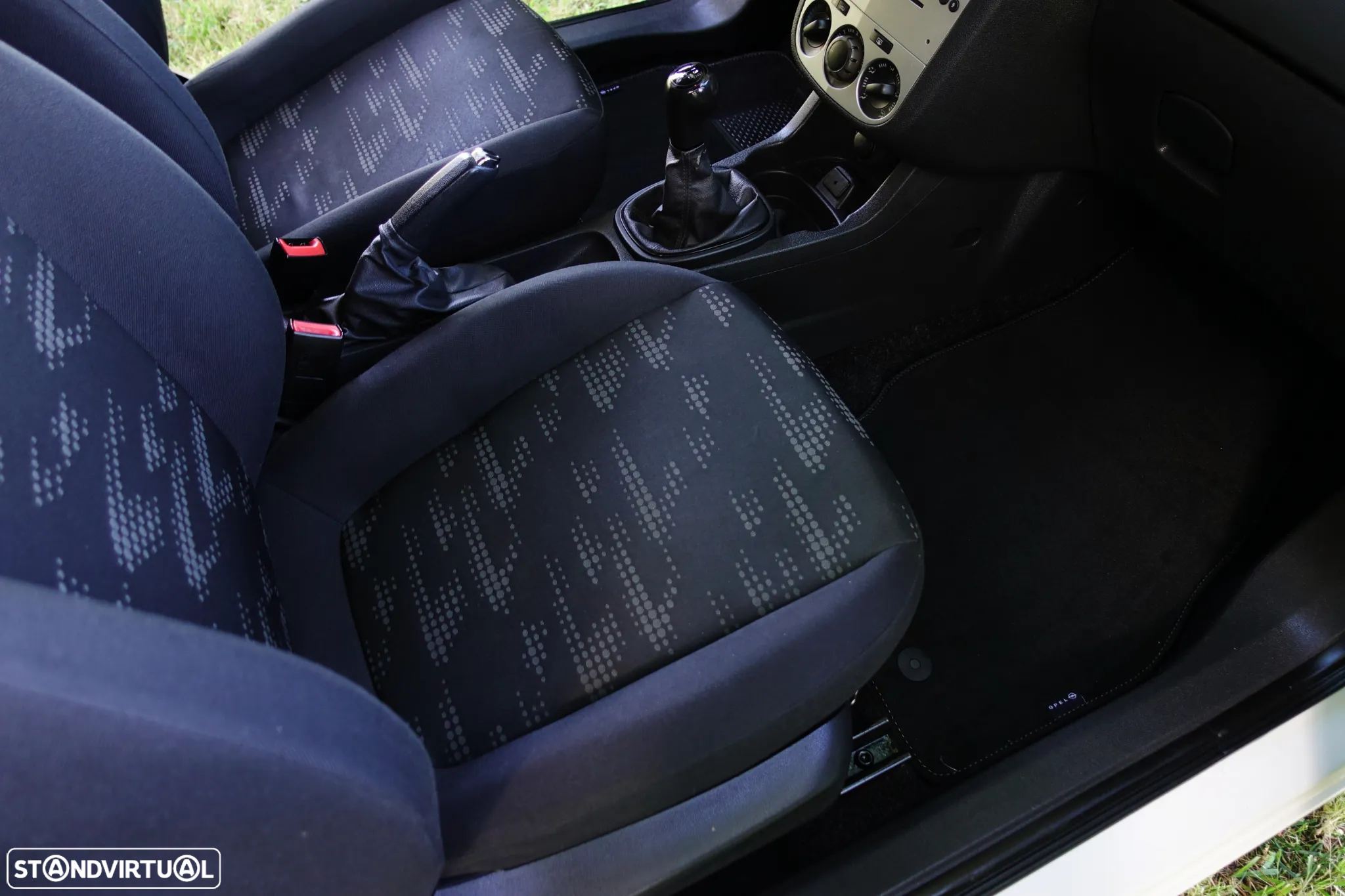 Opel CORSA - 32