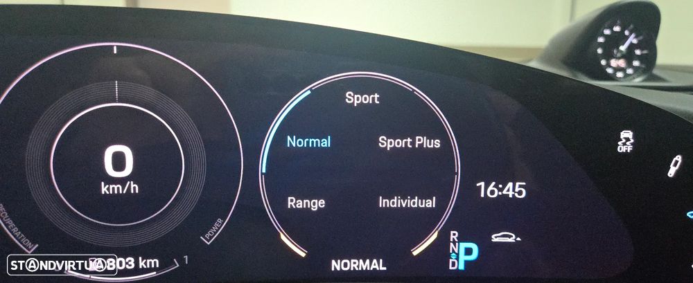 Porsche Taycan Standard - 33