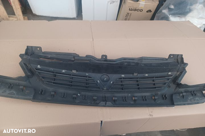 Grila radiator 13120825 Opel Corsa C [facelift] [2003 - 2006] Hatchba - 3