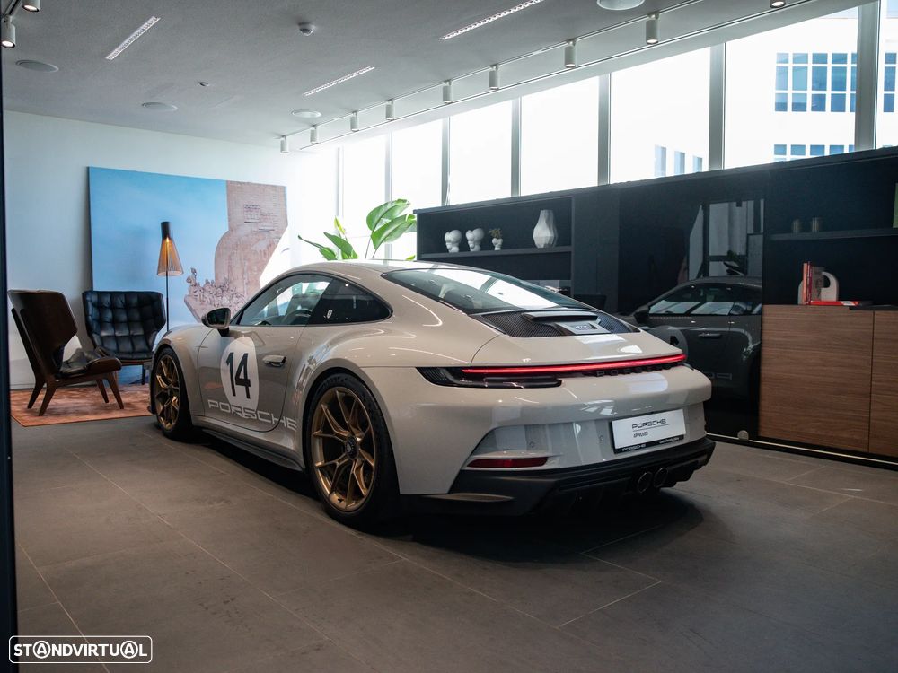 Porsche 911 (992) GT3 PDK Touring Pack - 10