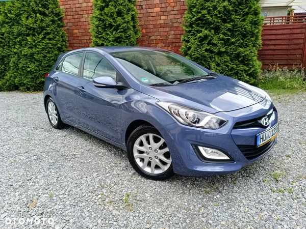 Hyundai i30 i30cw 1.4 Fifa World Cup Edition