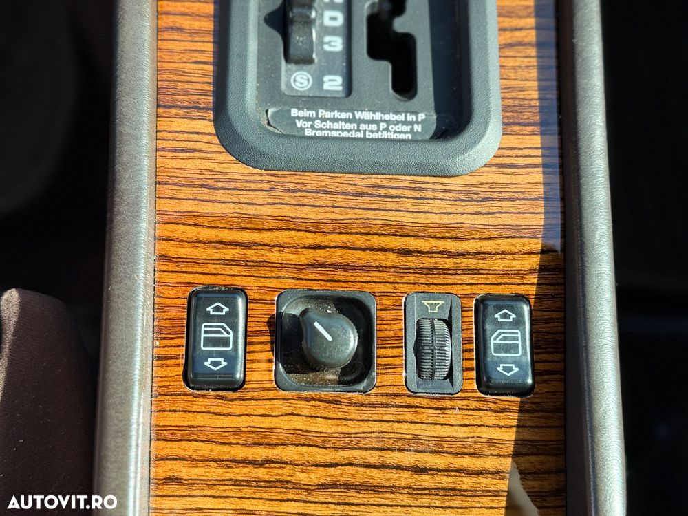 Mercedes-Benz E - 11