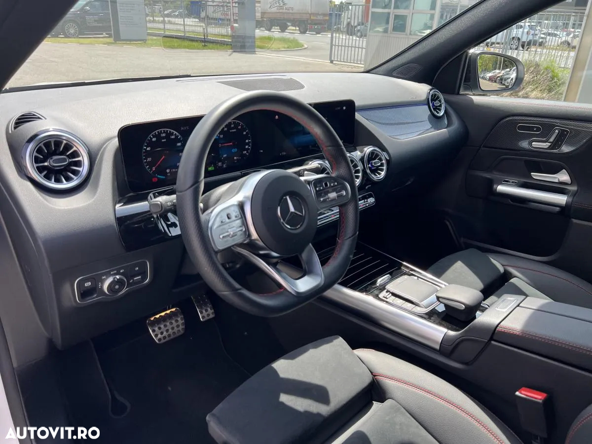 Mercedes-Benz GLA 250 e - 10
