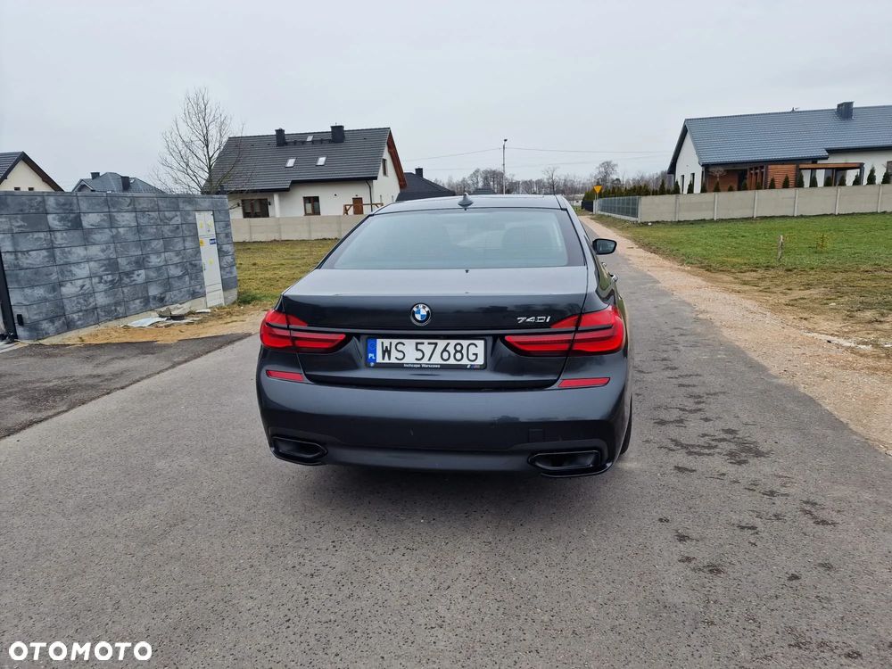 BMW Seria 7 ver-740li - 7