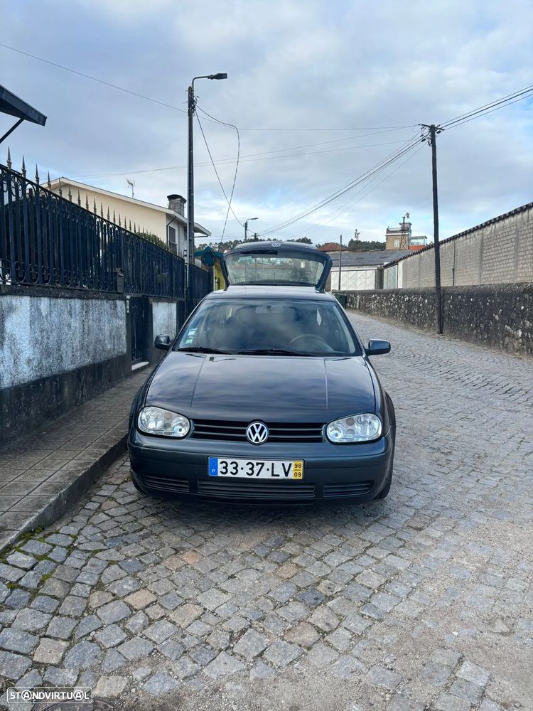 VW Golf 1.9 TDi Highline - 1