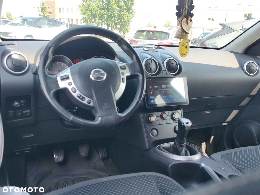 Nissan Qashqai+2 - 16
