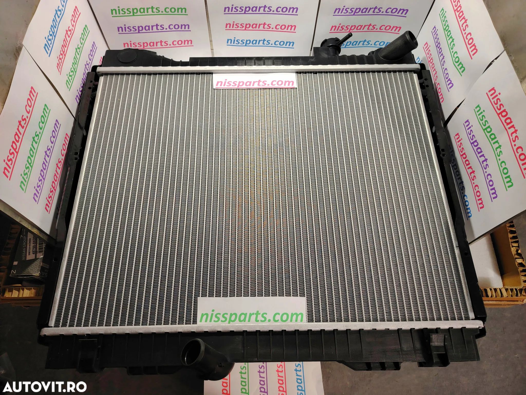 Radiator Nissan Atleon 3.0 ZD30 150CP Euro4 original de la BEHR - 1