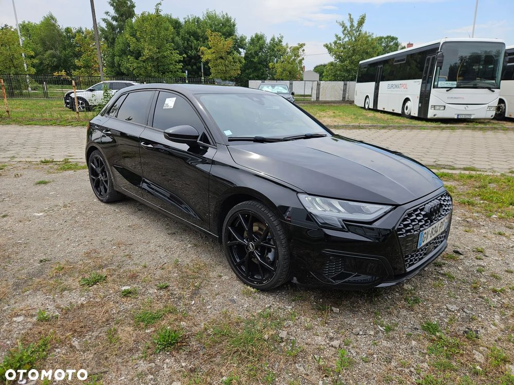 Audi A3 Sportback 40 TFSI quattro S tronic S line - 8