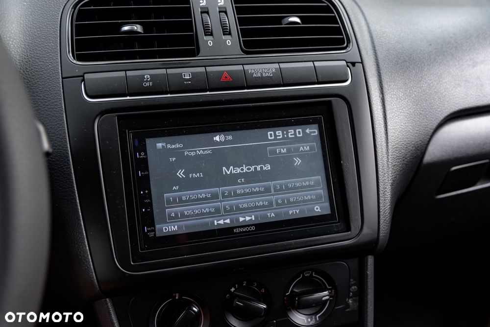 Volkswagen Polo 1.2 Highline - 27