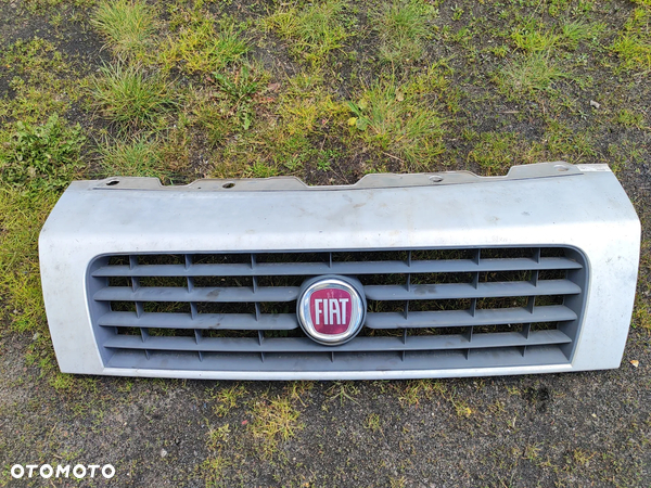Gril atrapa przód znaczek FIAT do Fiat ducato III 06-14r