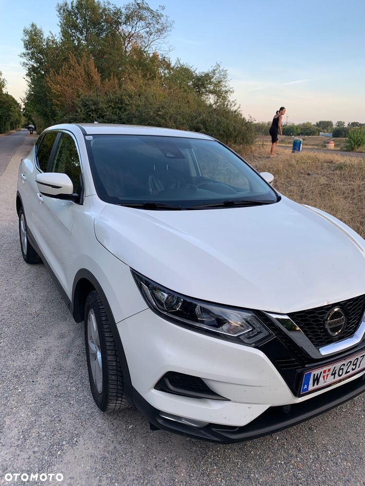 Nissan Qashqai - 2