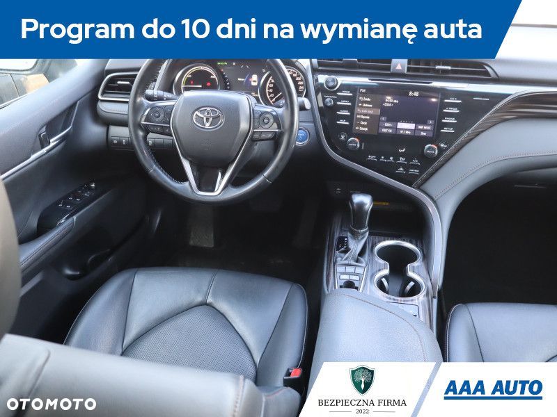 Toyota Camry - 9