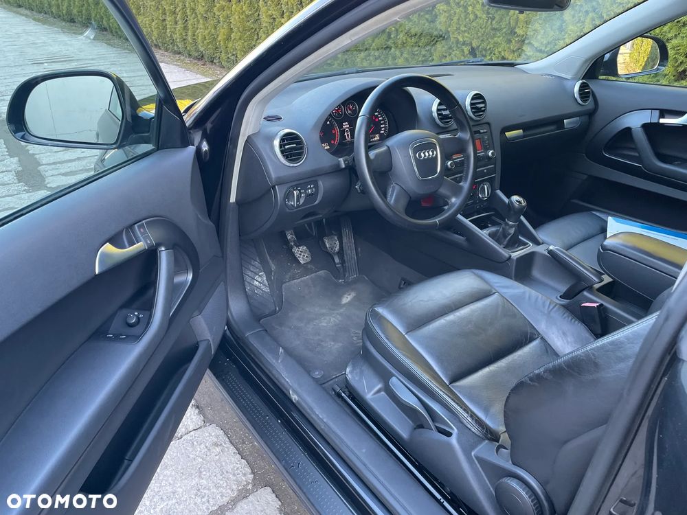 Audi A3 3-drzwiowe 1.9 TDI DPF S Line Sportpaket plus - 4