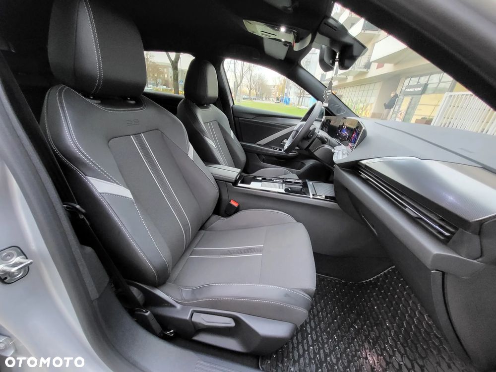 Opel Astra VI Sports Tourer 22 - 36