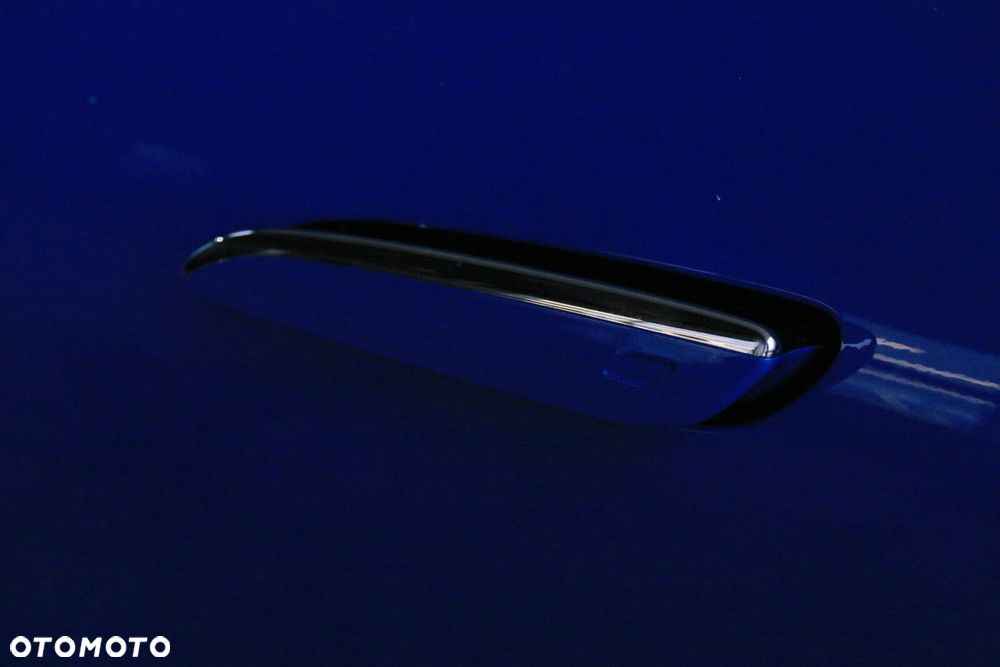 Mercedes-Benz CLA - 10