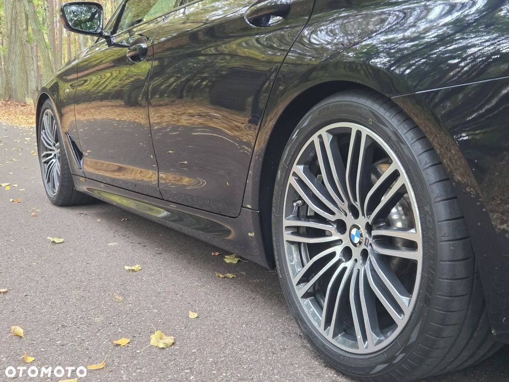 BMW Seria 5 520d M Sport sport - 14