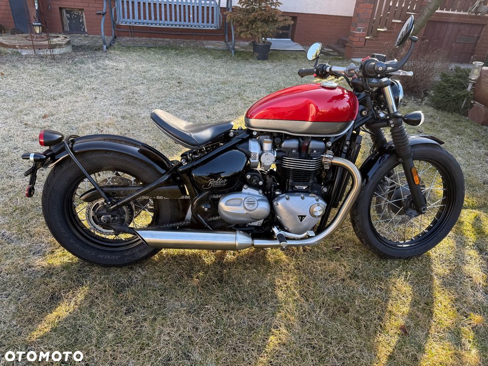 Triumph Bonneville Bobber - 1