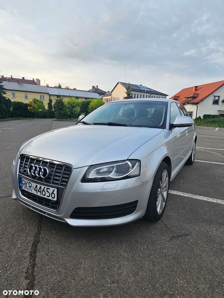 Audi A3 Sportback - 3