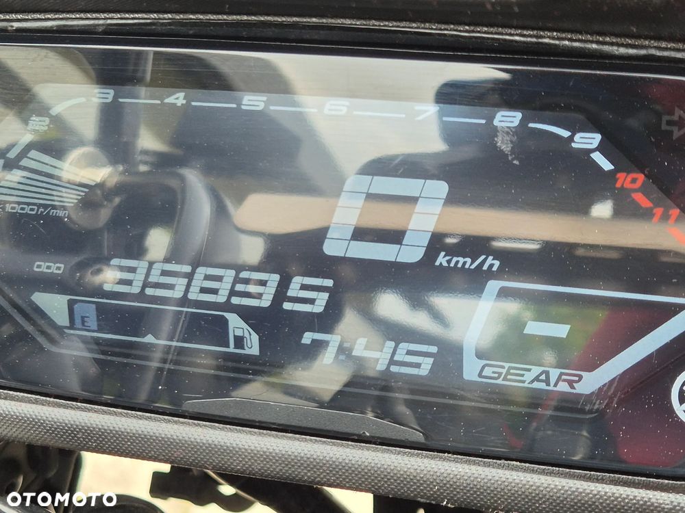 Yamaha MT - 13